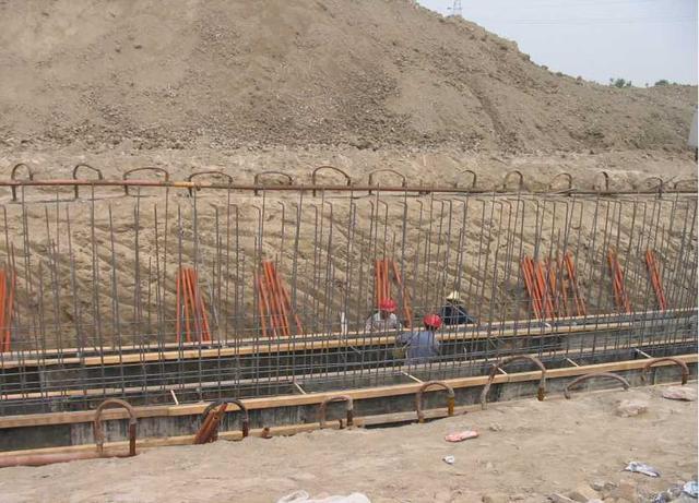 地下連續(xù)墻施工工藝詳解 構(gòu)筑建設(shè)工程的隱形屏障